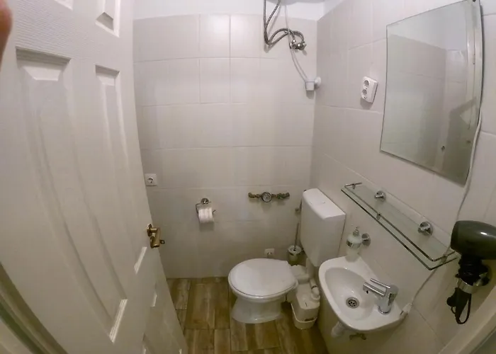 - Quiet - Ruin Pubs - New Design - Ac Appartamento Budapest