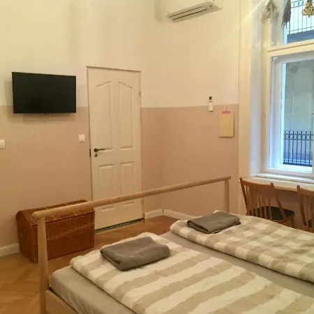 - Quiet - Ruin Pubs - New Design - Ac Apartment Budapest